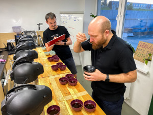 Když Ondra vyhrál, mně už nezbývalo, než obhájit. Dva budějčtí baristé jedou na mistrovství světa