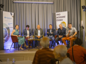 Jihočeský kraj je otevřený moderní energetice a hostil akce Pro moderní Česko