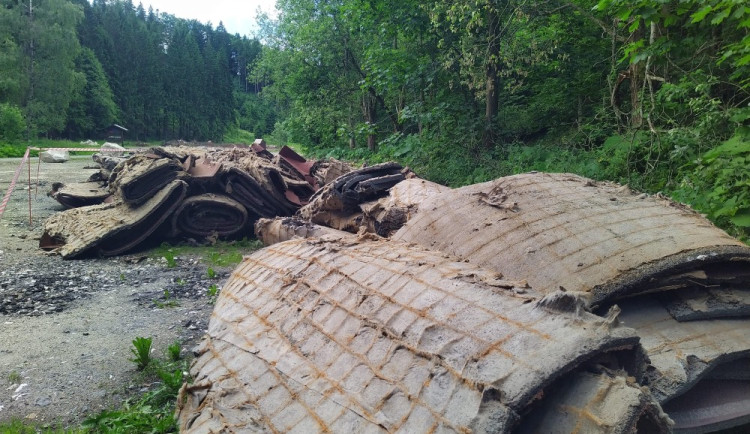 Válka v Moravském Kitzbühelu. Místním se nelíbí chování podnikatele, který si pronajal sjezdovku