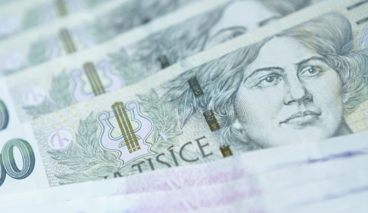 Senior z Kojetína měl štěstí, o peníze nepřišel. Banka podezřelý převod zablokovala