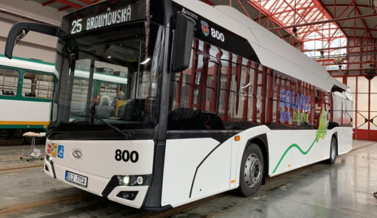 Liberecký dopravní podnik hledá firmu pro výstavbu nabíjecích stanic za 183 milionů