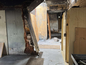 Ohořelá vila je noční můrou sousedů, problematický majiteli chce přestavět na obchodní dům