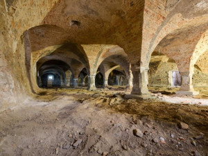 Rekonstrukce pivovaru v Jindřichově Hradci pokročila, varny už jsou na místě