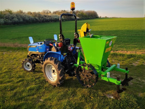 Solis šetří práci už deset let – na poli, v zahradách i lese.