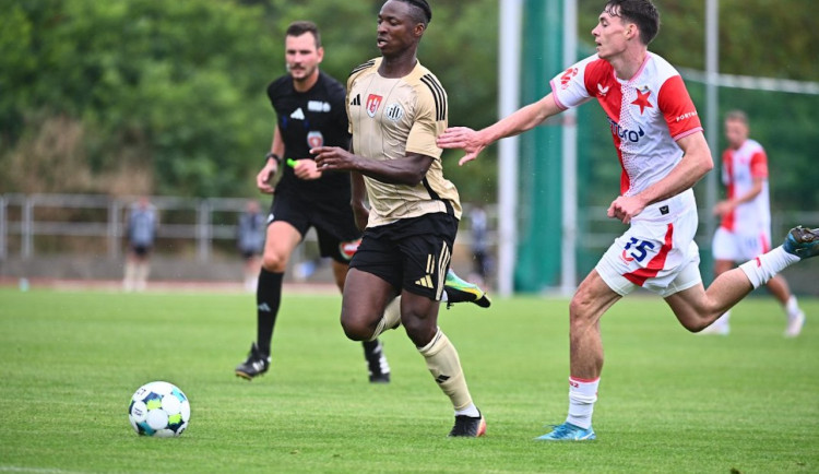 Ostudný debakl v Radotíně. Dynamo prohrálo 6:1