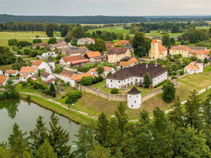 Jihočeská tvrz Žumberk ožije letní řemeslnou slavností