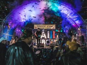 Z vody na pódium. Lodní kapitán pořádá už dvaadvacátý festival v Miroticích