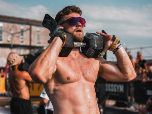 Na střeše IGY poměřili síly crossfiťáci z celé republiky