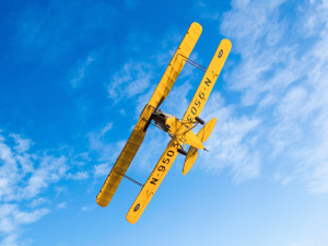 Letecký den Hosín nabízí špičkové piloty, legendární letouny i zábavu pro rodiny