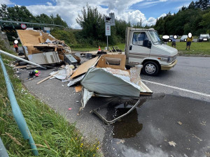 Viadukt u Jitexu skalpuje jedno auto za druhým. Letos už jich má na kontě deset