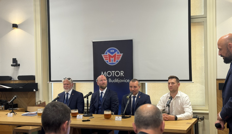 Za přípravou jsme udělali tlustou čáru, zní z Motoru před startem sezony