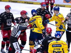 ANKETA: První venkovní duel odehraje Motor na hradeckém ledě
