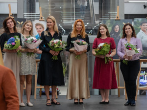 IGY hostí výstavu Pod vašimi křídly. Ukazuje příběhy onkologických pacientů