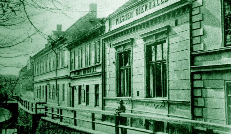 DRBNA HISTORIČKA: Od Plzeňské pivnice po loutkové divadlo. Dům u Mlýnské stoky měnil tváře i majitele