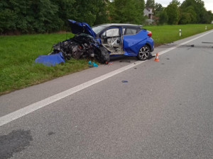 Na Českobudějovicku se srazila dvě auta, jeden člověk při nehodě zemřel