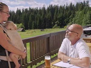 „Nevíme, jestli to stálo za to.“ Po natáčení Ano, šéfe zůstala na Šumavě hořká pachuť