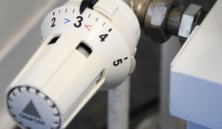 Teplárna zatím topnou sezónu nezahájí, průměrné denní teploty neklesají pod 13°C