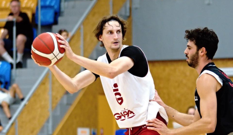 Hradecký basket míří do Olomouce. Bitva o první body sezony NBL