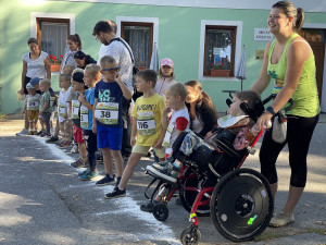 Benefiční běh Svatojánský kopeček přilákal 181 běžců