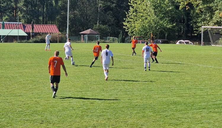 Mokré rozstřílelo Čtyři Dvory B 13:0, desítku nadělila také rezerva Lokomotivy.