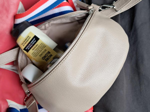 U jezu zůstalo oblečení a další věci. Policie pátrá po jejich majiteli