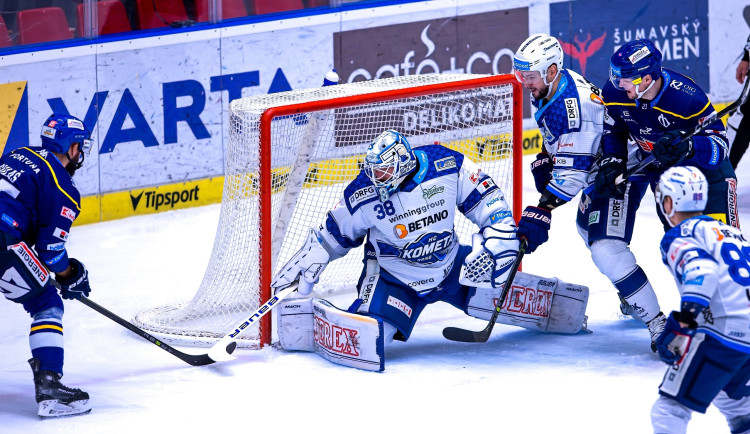Jihočeši se pokusí v Budvar aréně zastavit rozjeté Brno