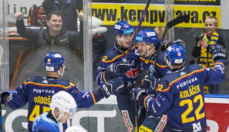 Motor uštědřil Kometě osmigólový debakl