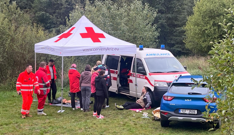 Jihočeská univerzita připravila s armádou kurz odolnosti pro budoucí učitele.