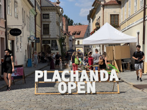 Z podceňované ulice se stalo gastro centrum města. Co všechno nabízí ulice Plachého?