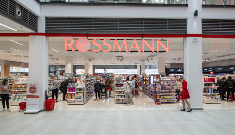 ROSSMANN v IGY Centru otevřel novou prodejnu uvítací slevou 20 procent