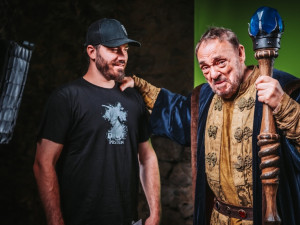 Herec John Rhys-Davies, představitel trpaslíka Gimliho, natáčel v Písku