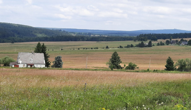 Obyvatelé Božího Daru v referendu odmítli výstavbu v Ryžovně