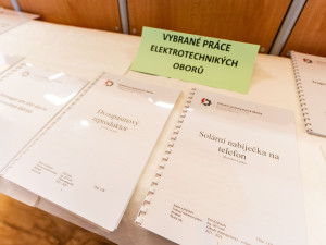 Ročníkové práce na SPŠ SE propojují odbornou teorii s praxí.