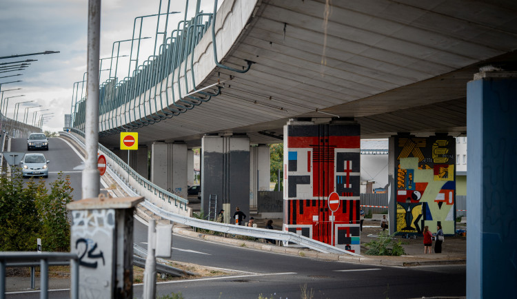 Mostní pilíř, skatepark nebo Tržnice. Street Art Festival ozdobil Olomouc