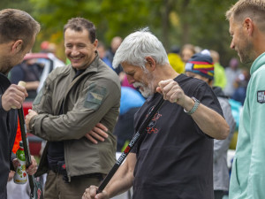 Prezident Petr Pavel se znovu zúčastnil vodáckého maratonu