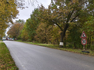 Lampy vysoké 4 metry? V Litvínovicích kvůli tomu museli jednat s leteckou bezpečností