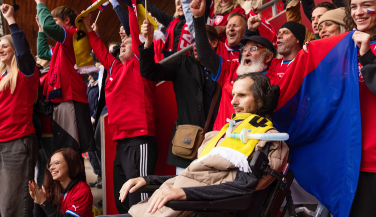 Fanoušci Motoru budou fandit i za ty, kteří už nemohou