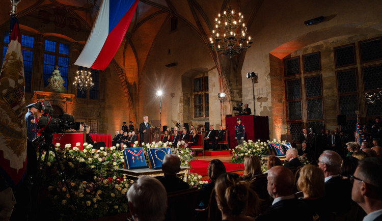 Prezident rozdal medaile. Oceněným byl i muž z táborské nemocnice Foto: Tomáš Fongus