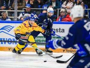 Motoru nestačil tříbrankový náskok. Kometa otočila zápas a bere dva body