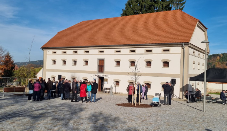 Ve Volyni vznikl z bývalé sýpky víceúčelový kulturní prostor