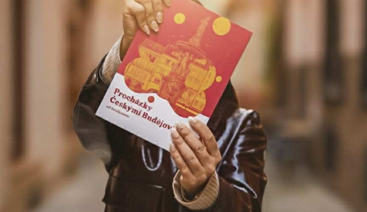 Budějčanda vydává knížku. Přijďte na autogramiádu do IGY