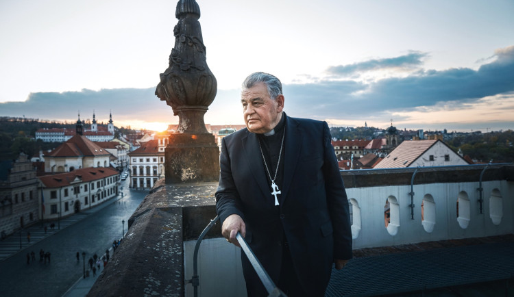 Zemřel kardinál Dominik Duka, jeho ostatky uloží v katedrále svatého Víta