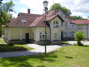 Někteří lidé v Hluboké nesouhlasí s novým dětským domovem. Bojíme se kriminality, říkají