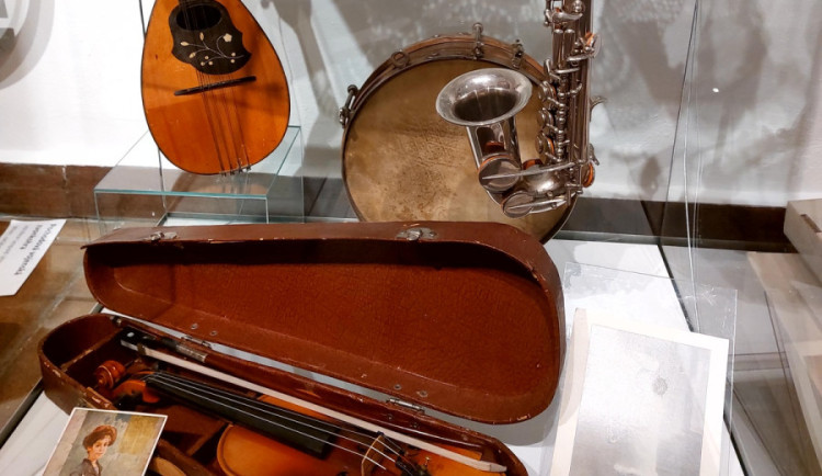 Hudební poklady v Prachatickém muzeu. Výstava představí sbírku Jaromíra Růžičky