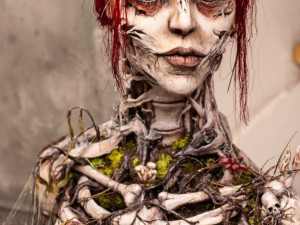 Čokoládová busta z jižních Čech ovládla svět. Jen vlasy dělala cukrářka 90 hodin