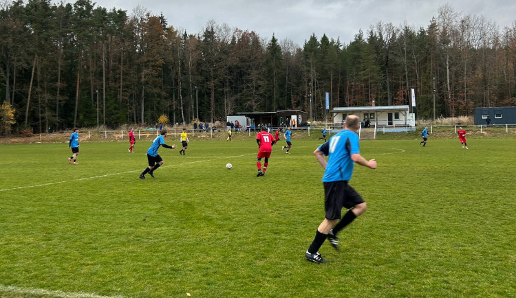 Souboj rezervy Mokrého a Úsilného.