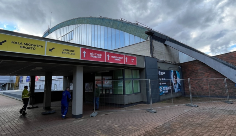 V Liberci nesněžilo, Svijanská aréna se opět otevírá