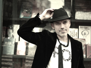 V sobotu do Singer Pubu na Circus Ponorka & The Greens