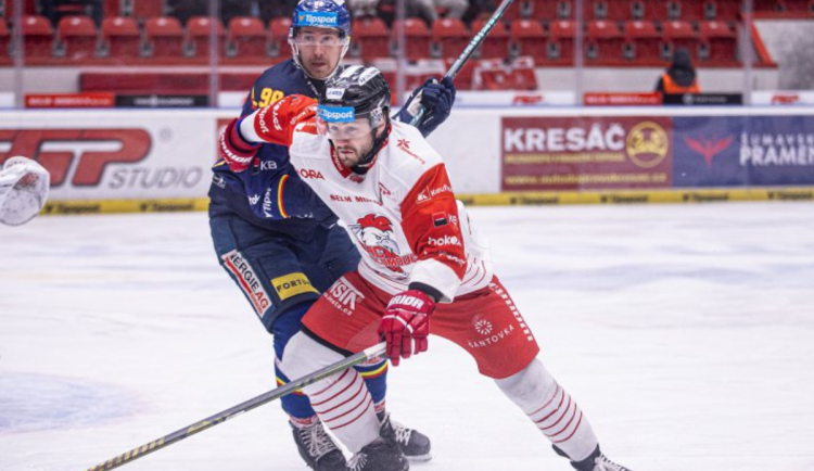 Motor porazil Olomouc 2:1, kapitán Bulíř vystřelil výhru v prodloužení