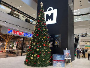 Zapojte se do Vánoc, které pomáhají a nakupte dárky v DOC Mercury